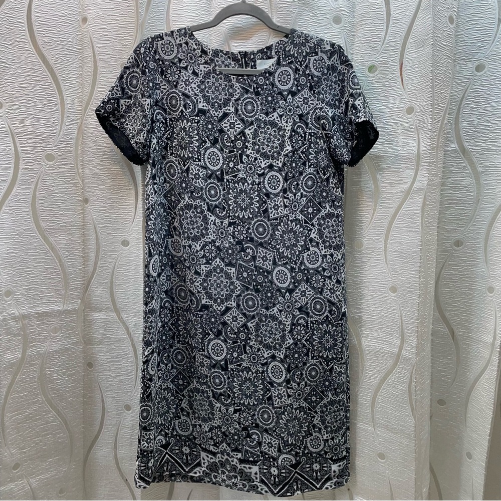 Contemporaine‎ Shift Dress Women 6 Black White Excellent Mandala Print Simons